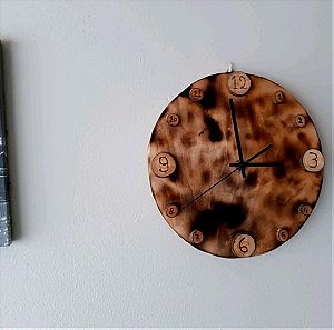 Χειροποίητο ξύλινο ρολόι τοίχου