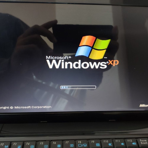 Asus Eee PC 1101HA like new, 2 GB RAM, IPS screen