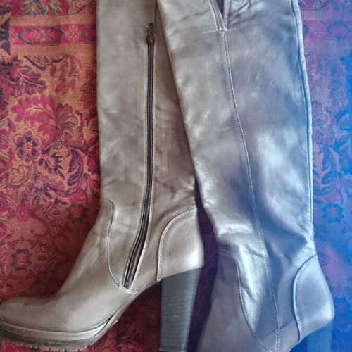 Women's tall boots soft genuine leather brown size 38 like new
