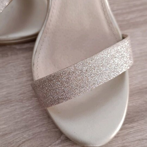 Adam's Shoes high-heeled sandals like new, gold, size 38