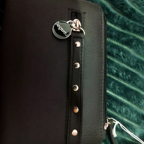 Segue leather wallet new