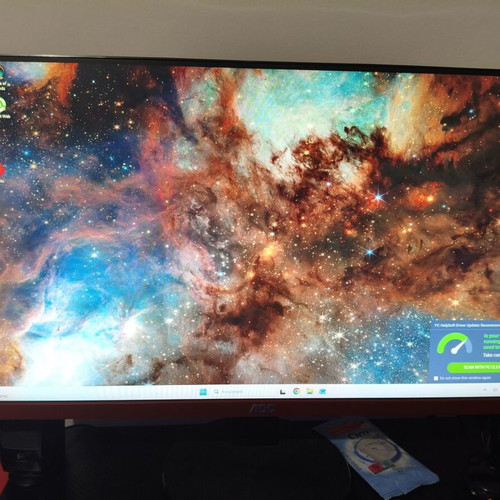 24.5" TN panel monitor, 1920x1080, 400 cd/m² brightness