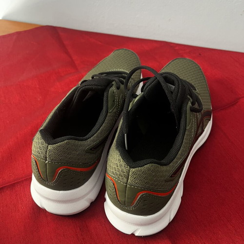 Asics Gel Athletic Shoes size 41.5 new without tags, never used