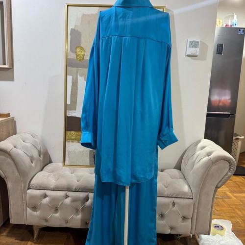 Lumina satin set blue like new