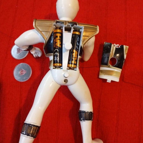 White Ranger action figure used with projector chest light, 21 cm