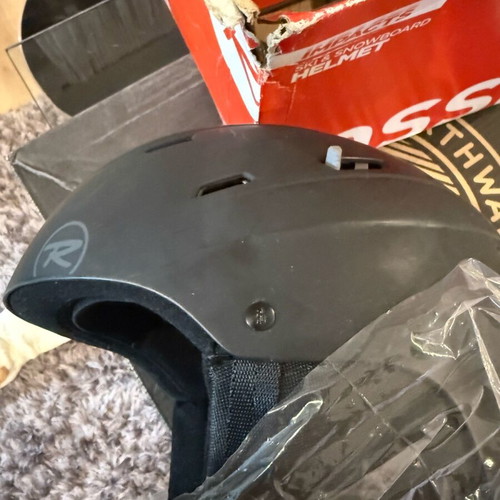 Rossignol IMPACTS helmet for ski and snowboard new, size M/L 54-58