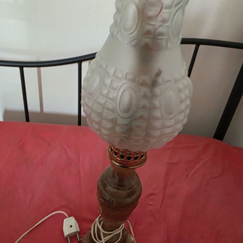 Vintage alabaster table lamp from 1980 with minor wear