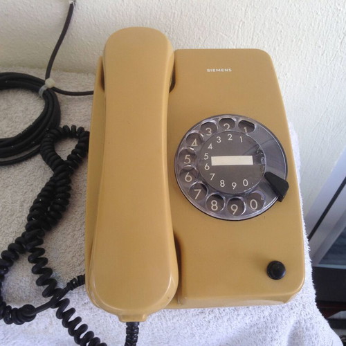 Siemens phone used, mustard color, working