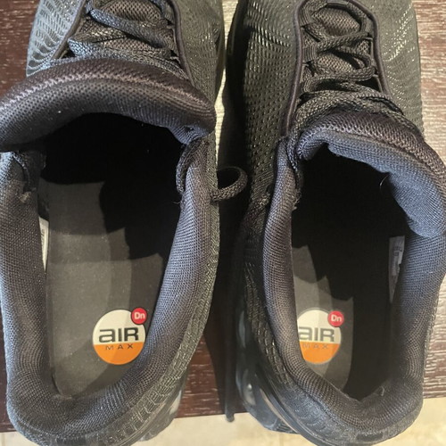Nike DN athletic shoe, black, size 46