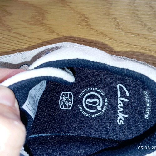 Clarks sports shoes new, size 30