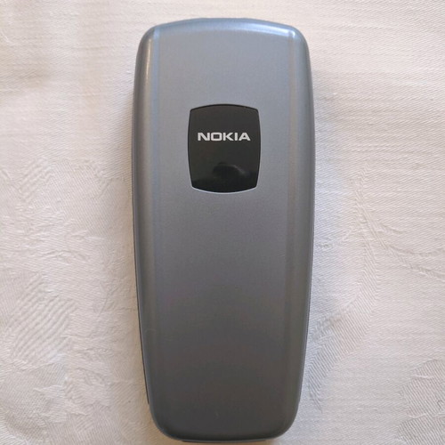 Nokia 2600 used with charger, gray