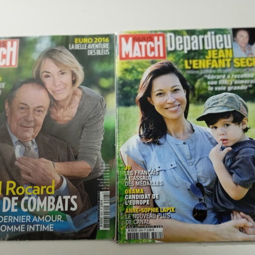 2 Paris Match magazines used