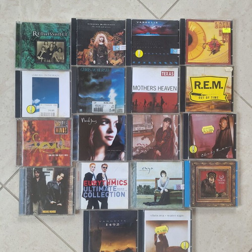 Music CDs used from various artists in very good condition