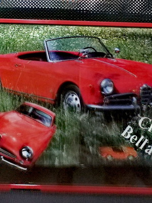 Alfa Romeo Giulietta Spider retro poster "Ciao Bella" with frame and protective glass
