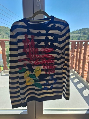 Escada colorful blouse new, size S