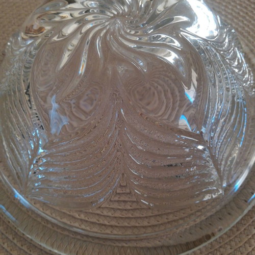 Crystal bowl new for decoration and use