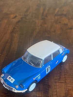 Citroën DS21 model car like new, Monte Carlo Rally 1966