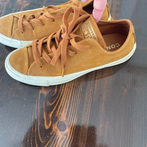 All Star Converse leather sneakers like new, brown, size 35