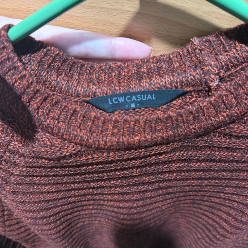 Menswear Orange Sweater like new, size M, brown and orange