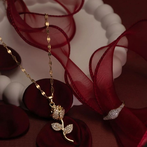 18K Gold Plated Rose Pendant Necklace with Sparkling CZ Crystal