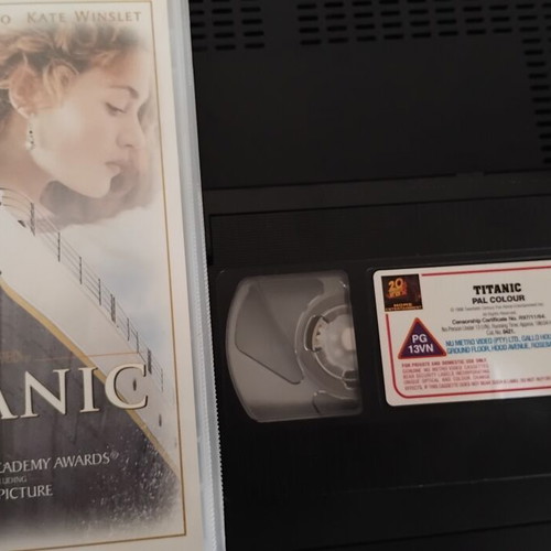 Titanic VHS videocassette, romantic drama