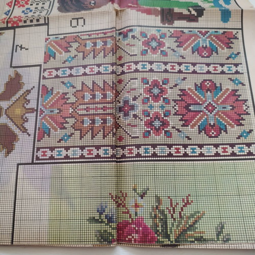 Vintage embroidery patterns 1970 and DMC No 39, like new