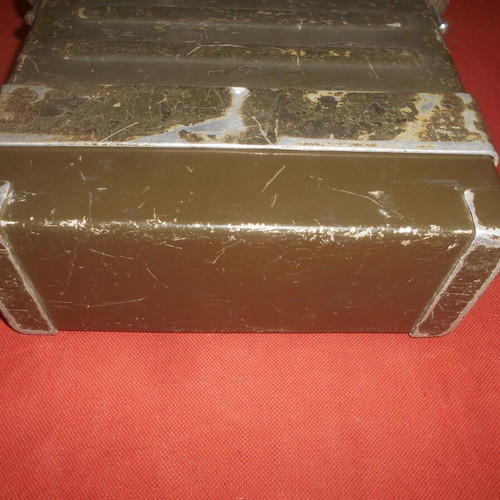 U.S.ARMY Aluminum Case with Battery Holder for PRC-77 Radio used Vietnam War