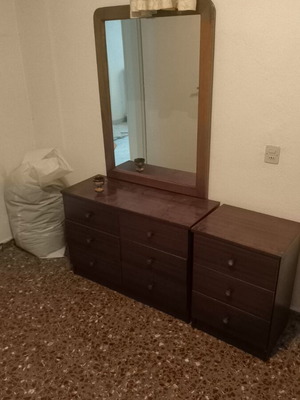 Mirror with drawer chest
