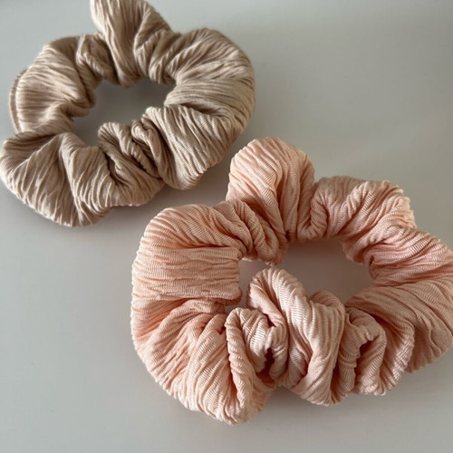Scrunchies in nude shades new