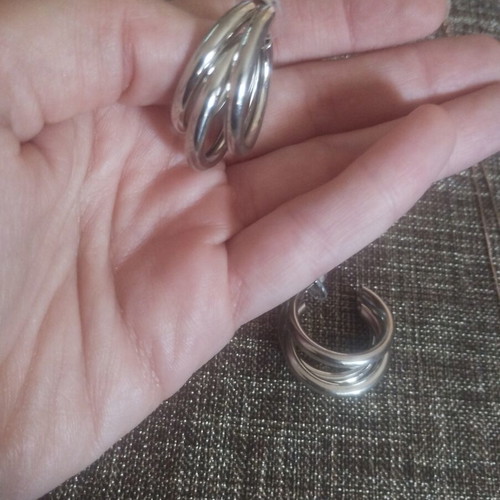 Silver earrings like new