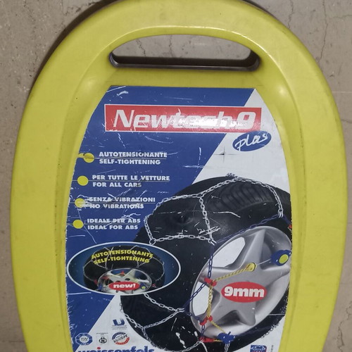 Car snow chains