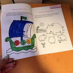 Sinarpastikes Diakopes children's activity book