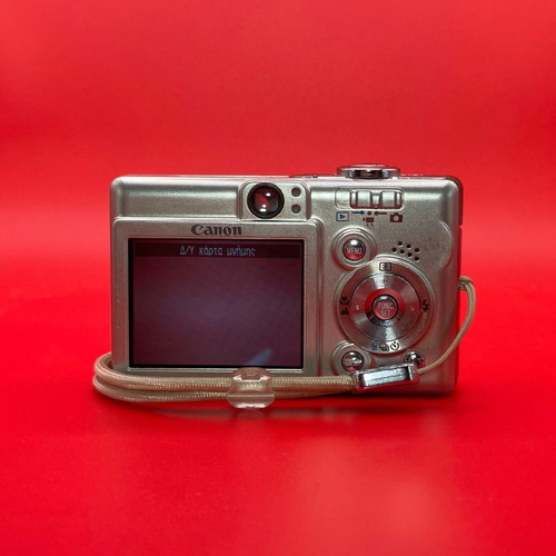 Canon IXUS 40 digital camera used