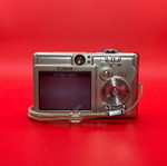 Canon IXUS 40 digital camera used