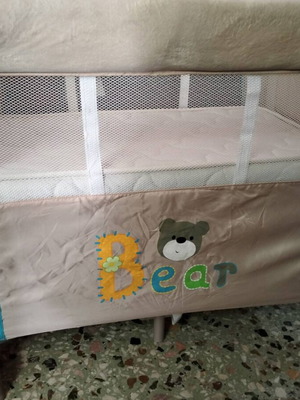 Baby cot with mattress like new