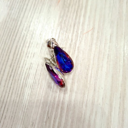 Teardrop earrings with crystal like new, multicolor