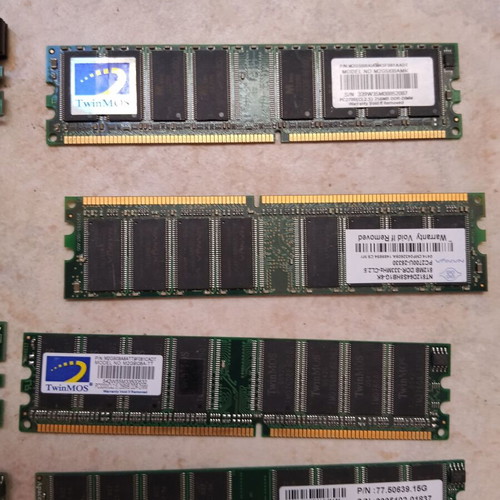 Memory cards used, old, external condition good, unknown functionality