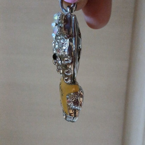 Hello Kitty pendant vintage Sanrio rhinestone used, yellow and silver