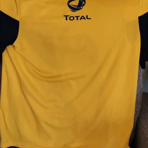 Boca Juniors sports jersey size L like new