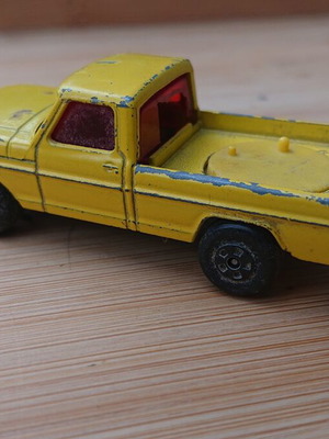 Matchbox Lesney Rola-Matics No. 57 Wild Life Ford Ranger Truck yellow used