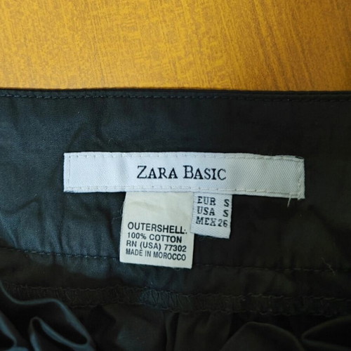 ZARA Top women's S black with ruffles used, cotton
