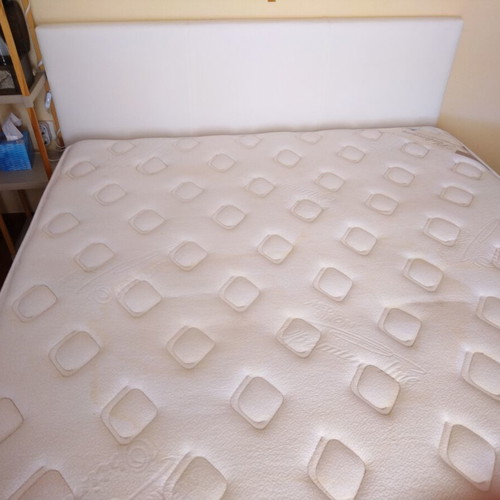 Double bed with white leather and Media Strom Premium mattress 150x200