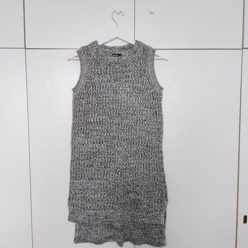 Bardot knitted dress new, in white, grey and black