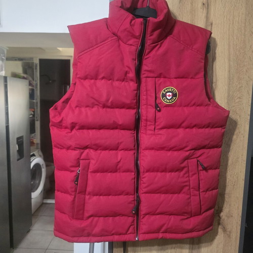Zavetti Canada Oshawa vest size L new, red