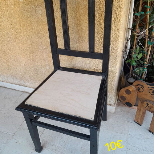 Chair used