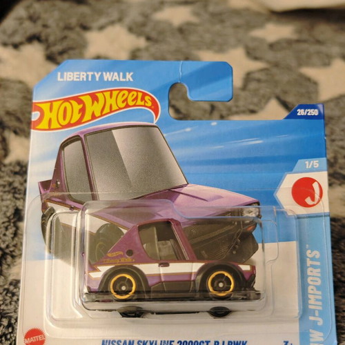 Hot Wheels Nissan Skyline 2000GT-R LBWK new