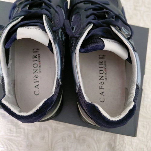 CafeNoir women's sneakers like new, blue, size 39