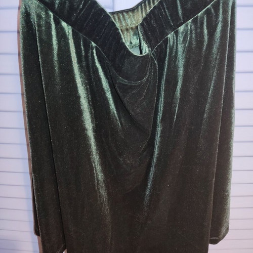 Velour skirt Celestino like new, green, mini with elastic waist, XL