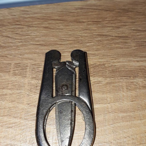 Medical scissors used