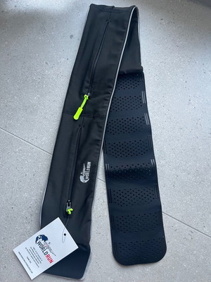 Wings for Life World Run Running Belt new dark blue